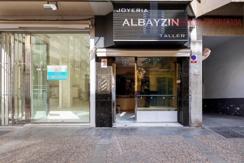 Venta de local comercial en Granada