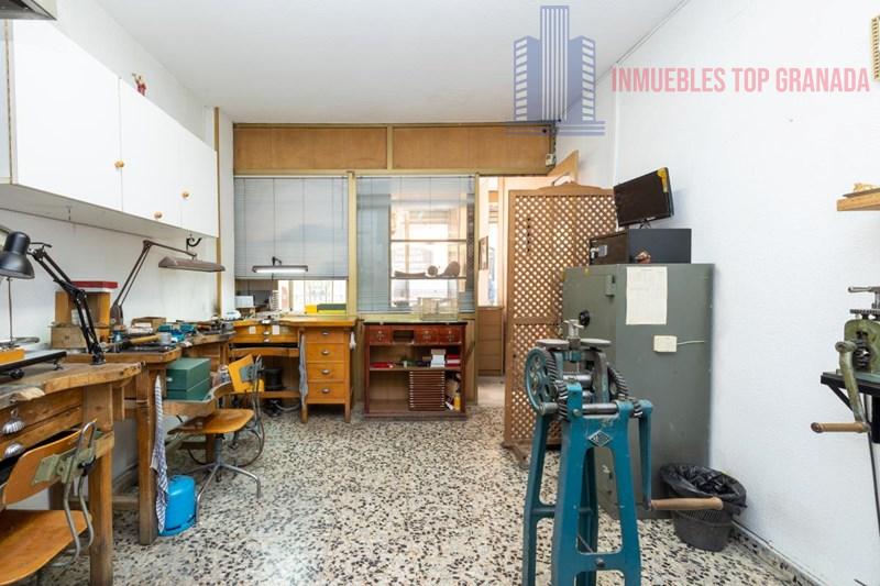 Venta de local comercial en Granada