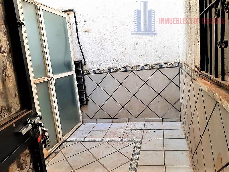 For sale of flat in Armilla