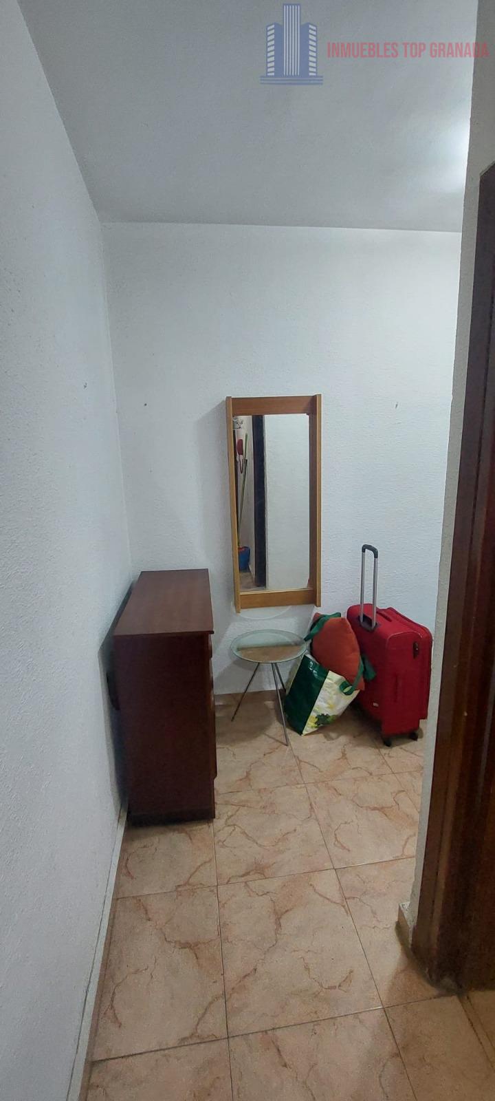 Venta de piso en Granada