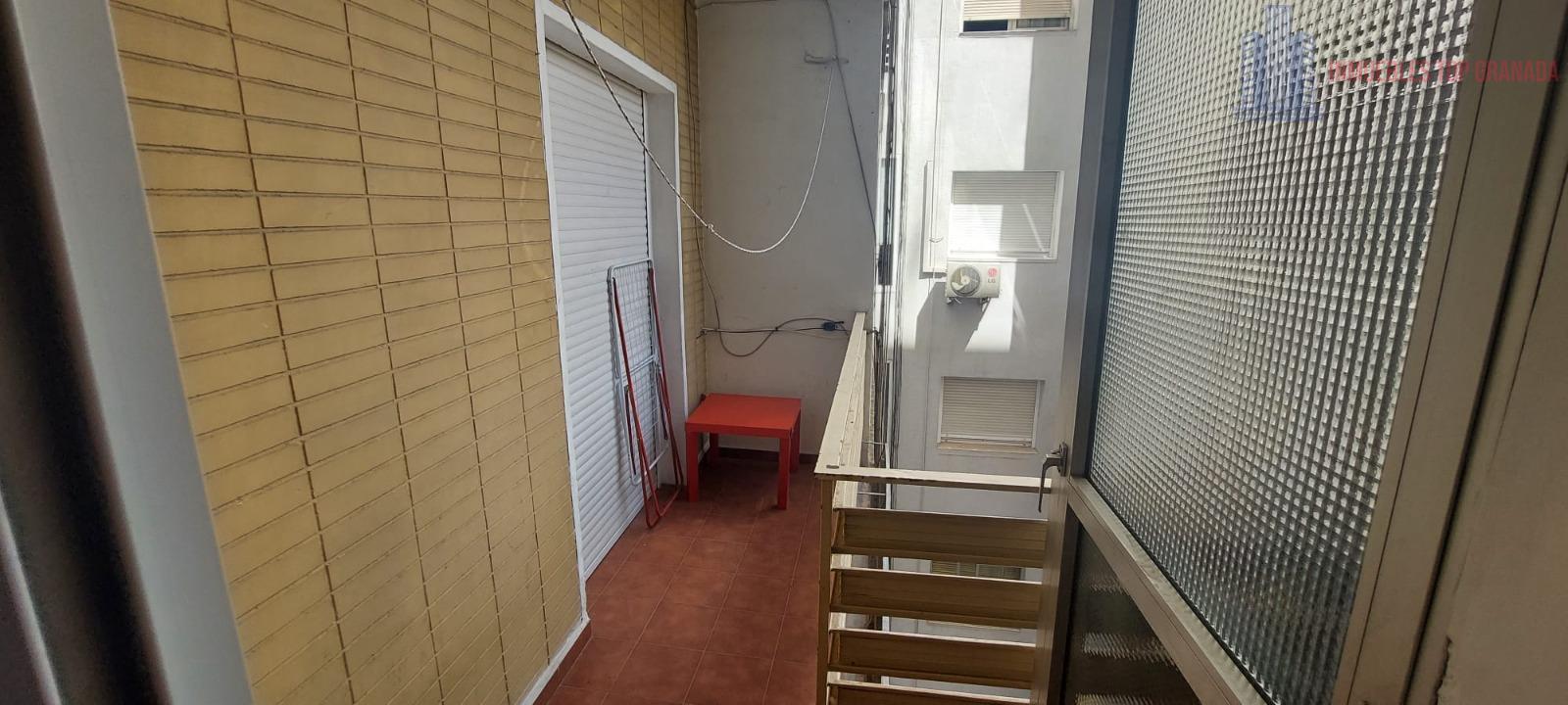 Venta de piso en Granada
