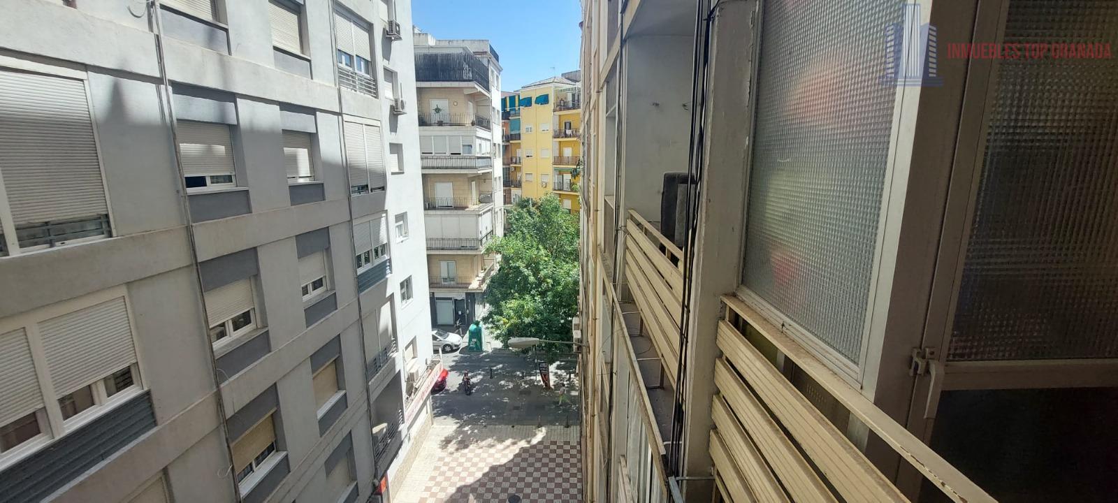 Venta de piso en Granada