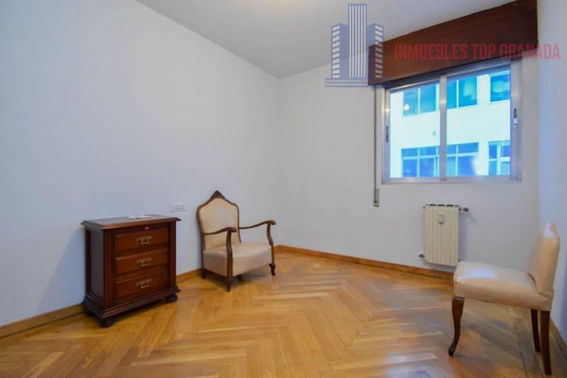 Venta de piso en Granada