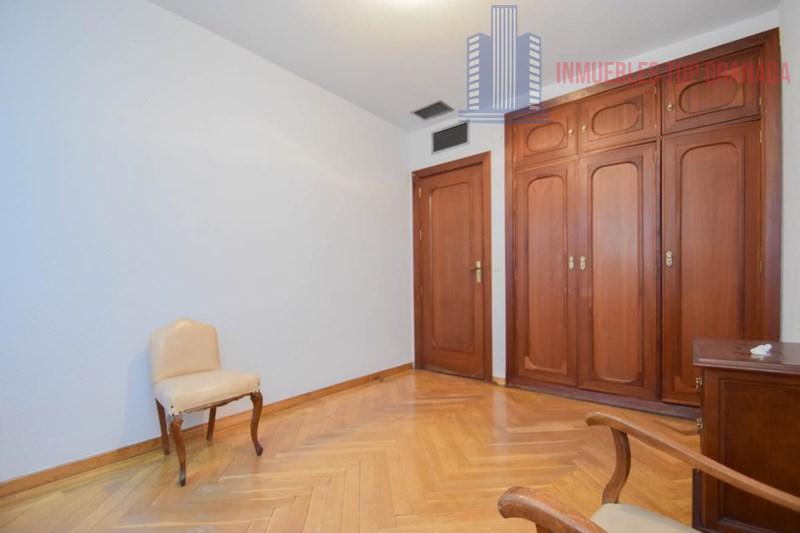 Venta de piso en Granada