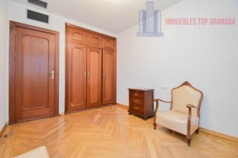 Venta de piso en Granada