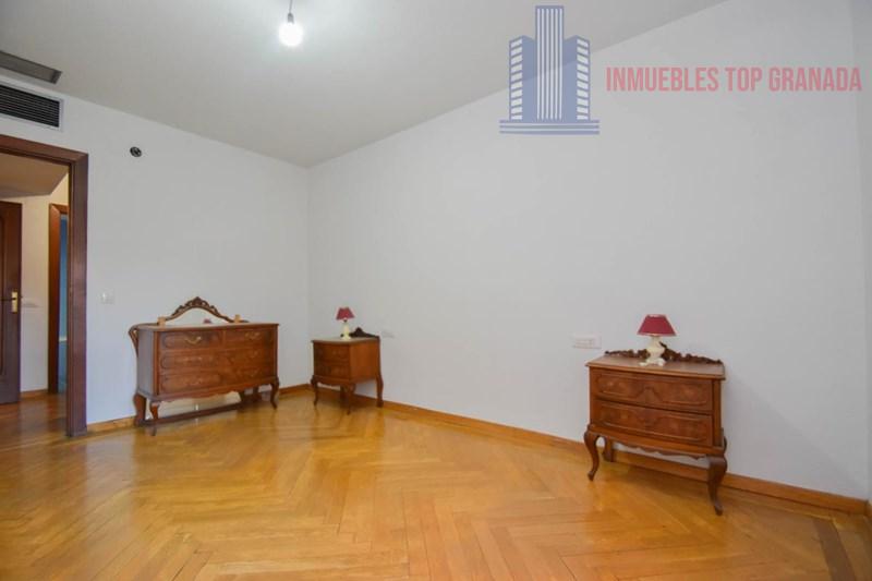 Venta de piso en Granada