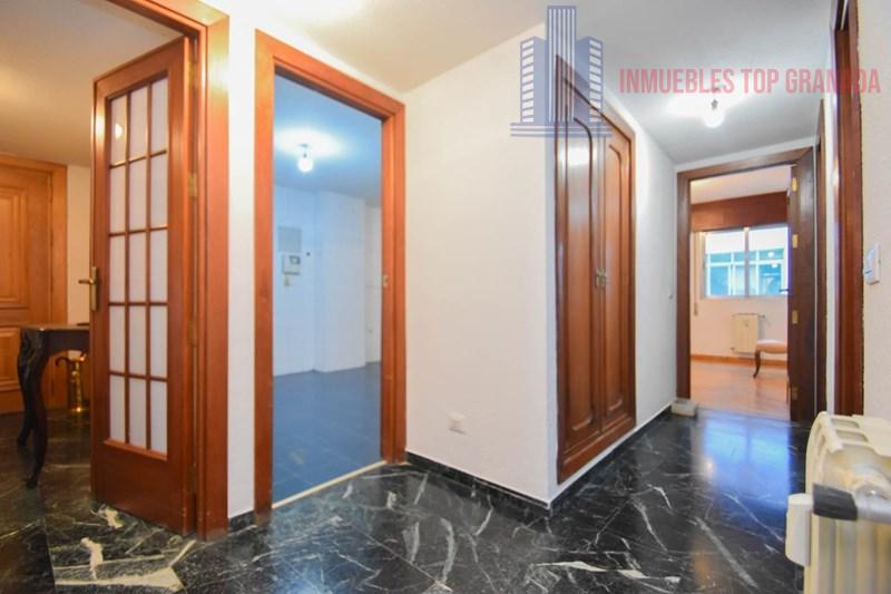 Venta de piso en Granada