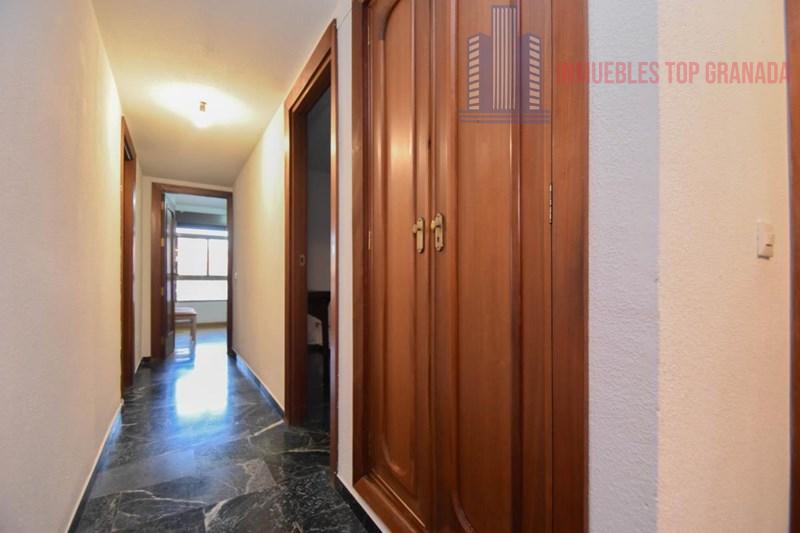 Venta de piso en Granada