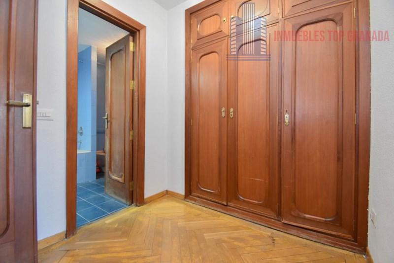 Venta de piso en Granada