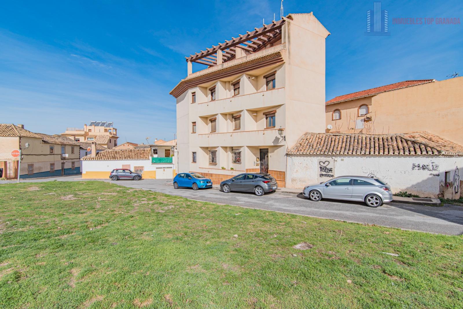 For sale of apartment in La Zubia