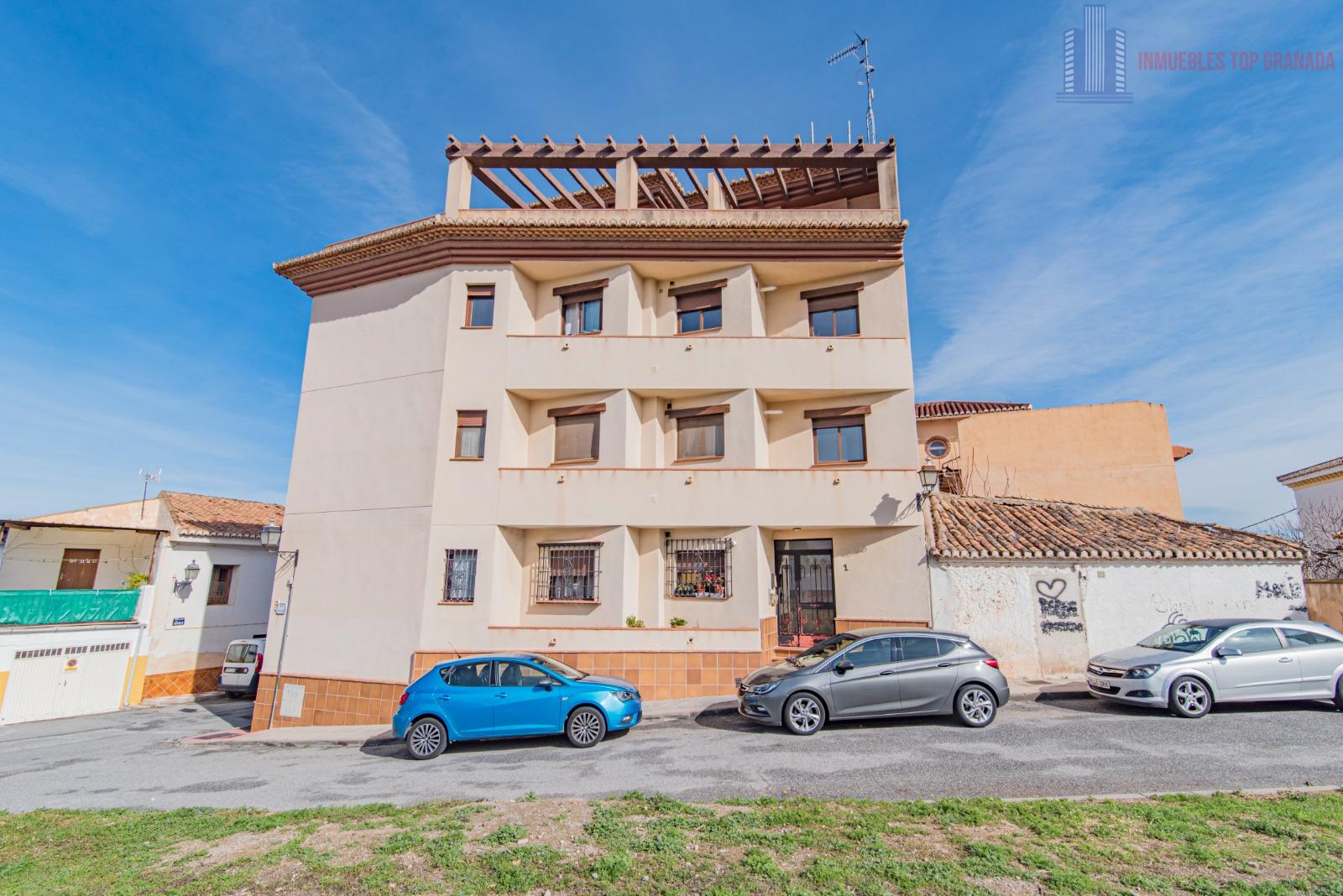 For sale of apartment in La Zubia