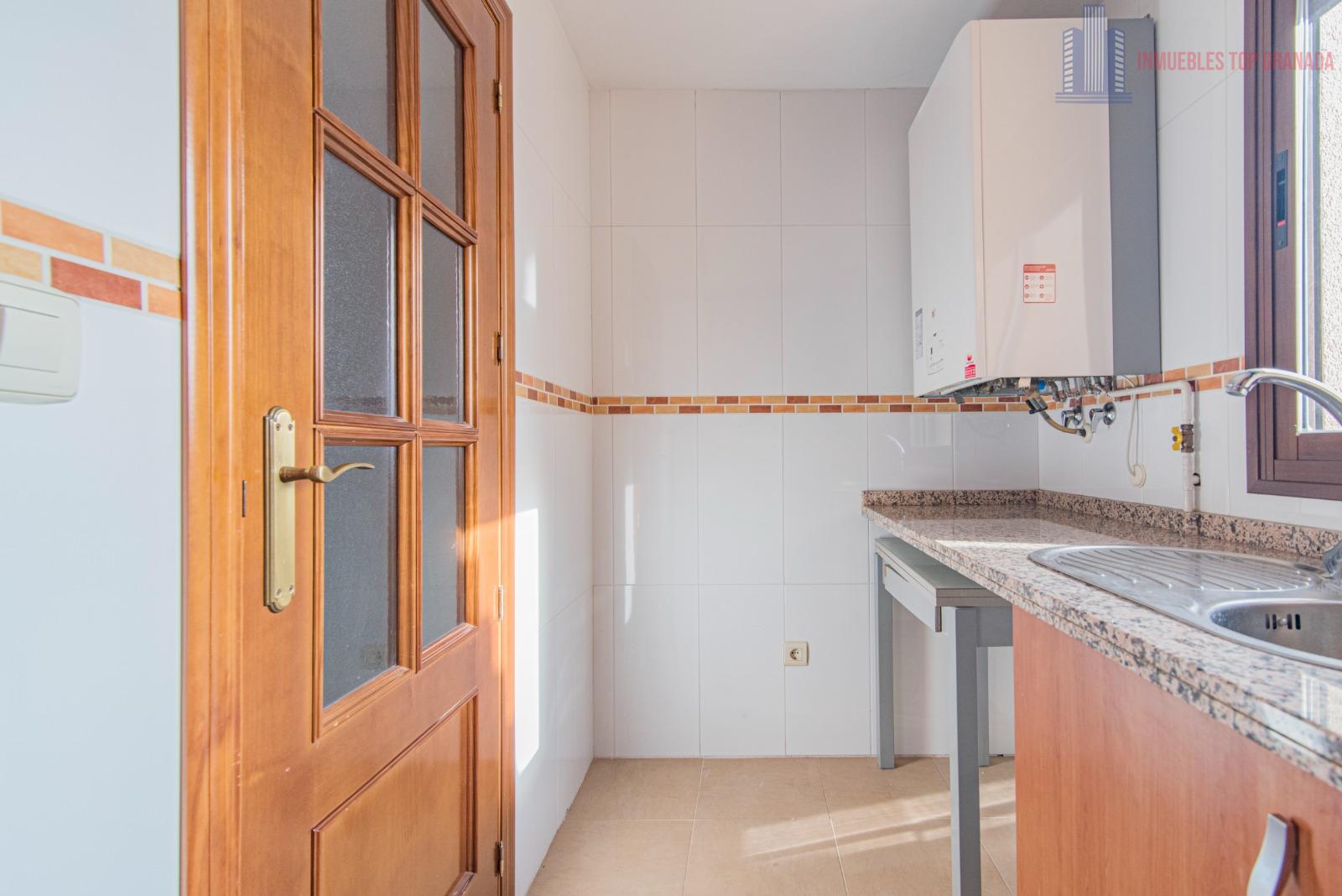 For sale of apartment in La Zubia