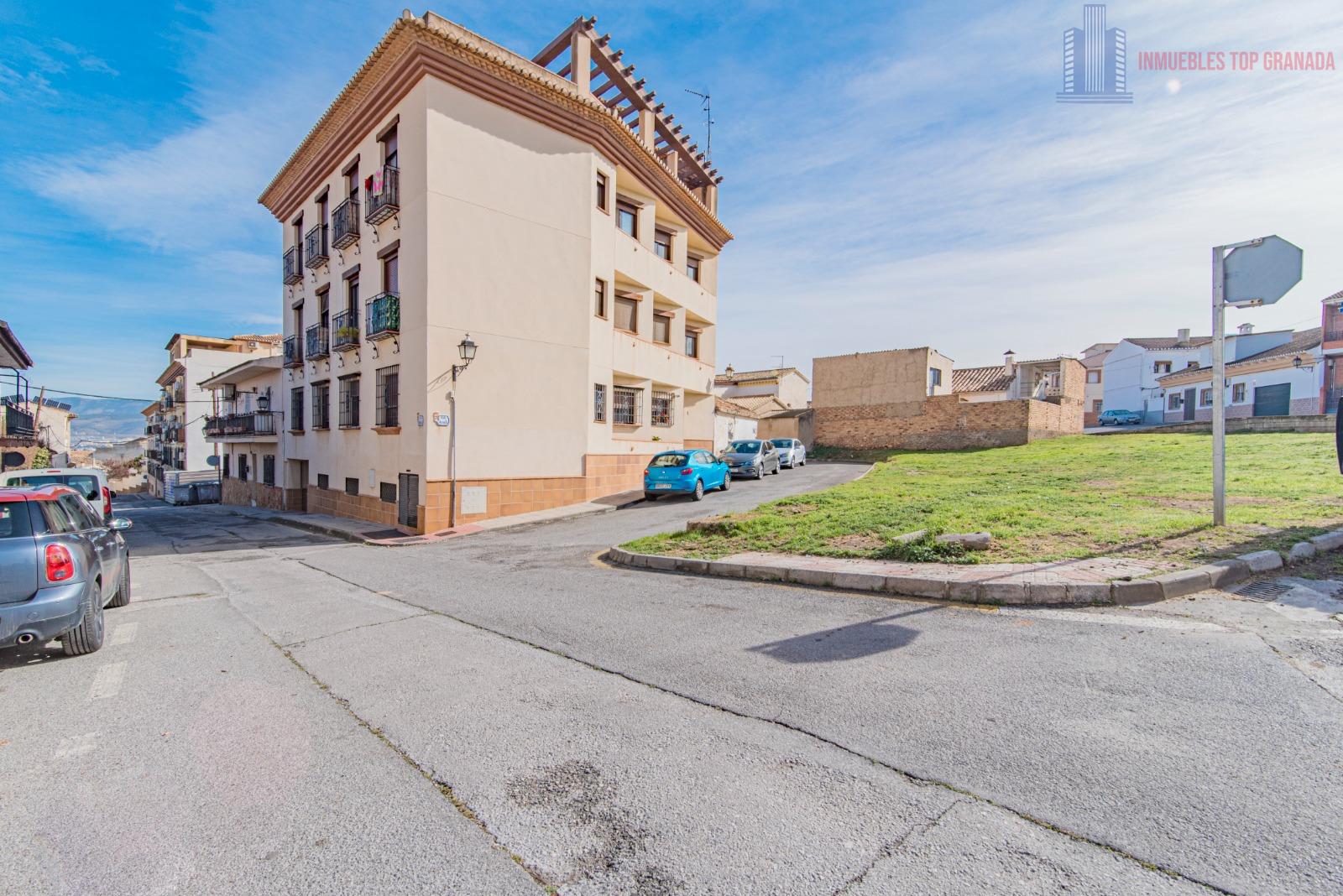 For sale of apartment in La Zubia
