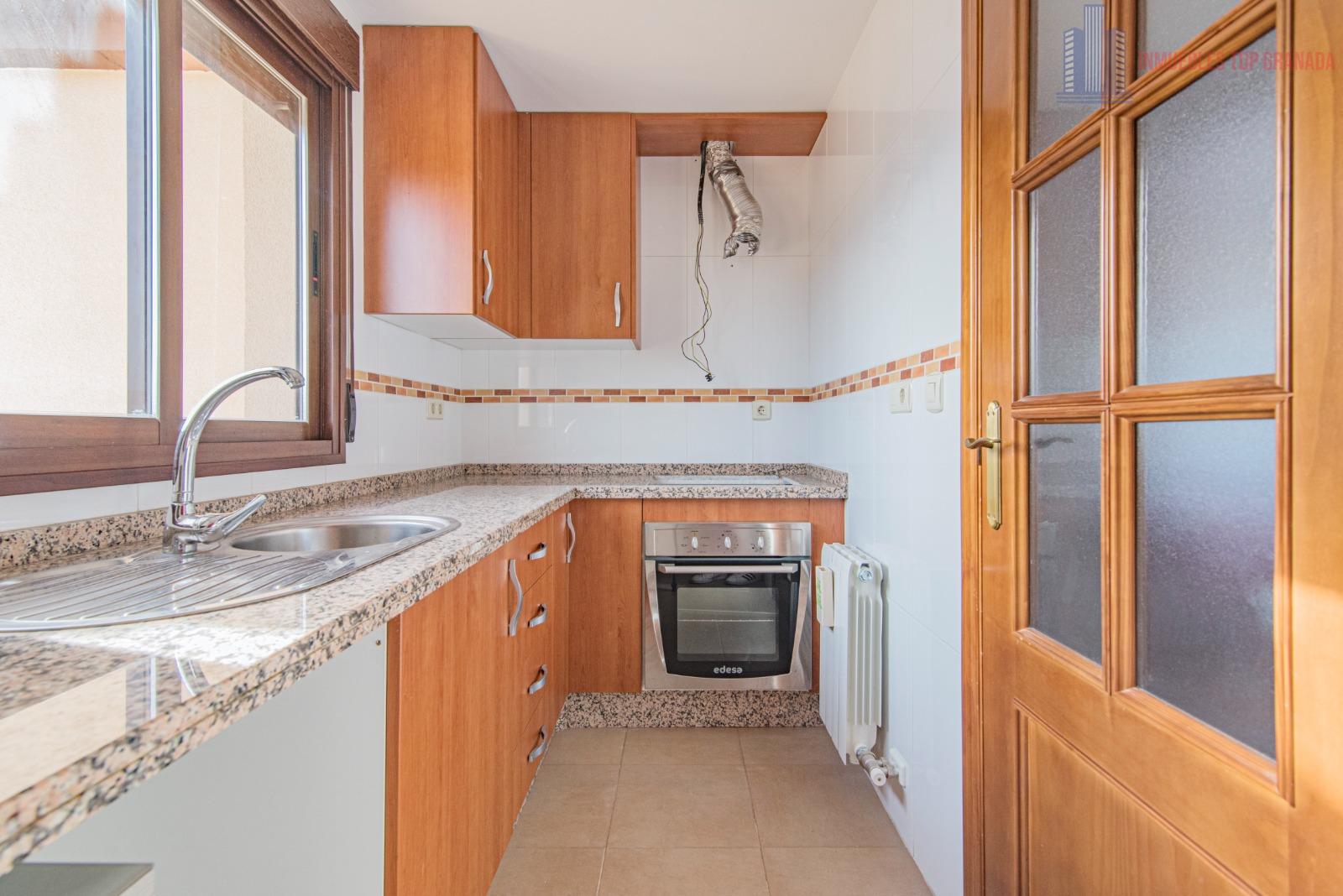 For sale of apartment in La Zubia