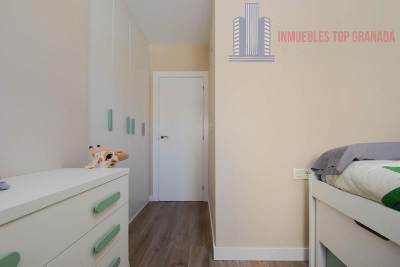 For sale of flat in Atarfe