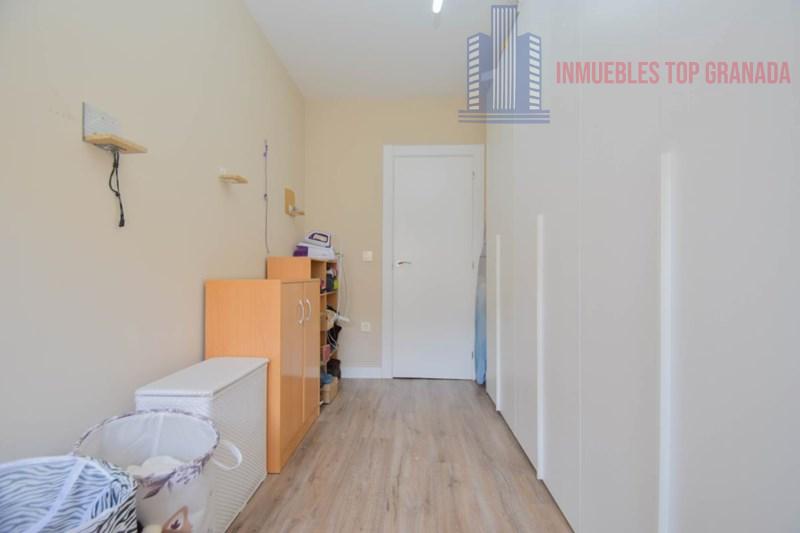 For sale of flat in Atarfe