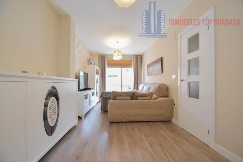 For sale of flat in Atarfe