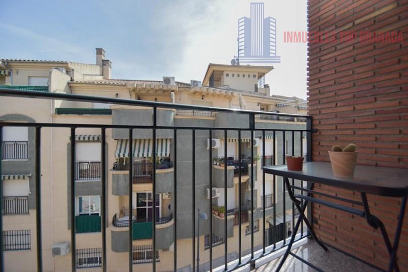 For sale of flat in Atarfe