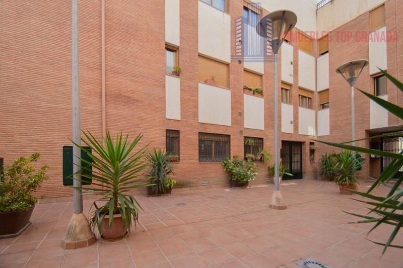 For sale of flat in Atarfe
