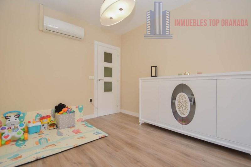For sale of flat in Atarfe