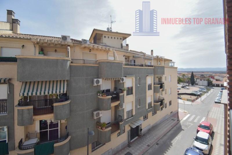 For sale of flat in Atarfe