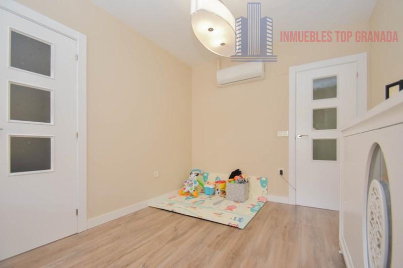 For sale of flat in Atarfe