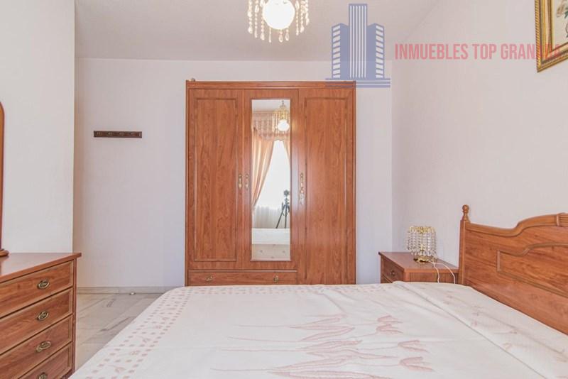 For sale of flat in Cúllar Vega