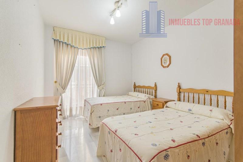 For sale of flat in Cúllar Vega