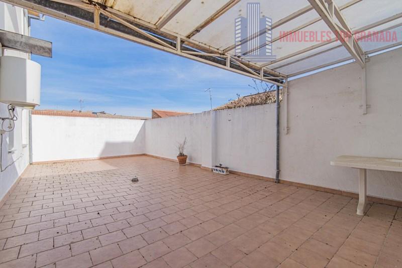 For sale of flat in Cúllar Vega