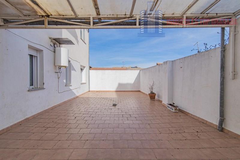 For sale of flat in Cúllar Vega