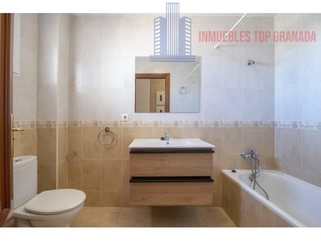 For sale of flat in Híjar