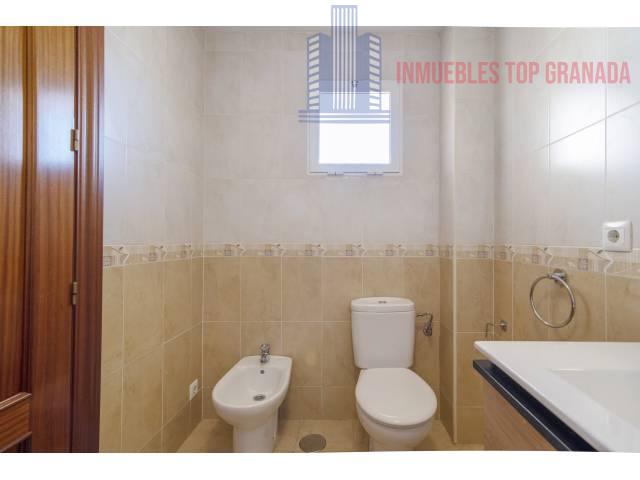 For sale of flat in Híjar