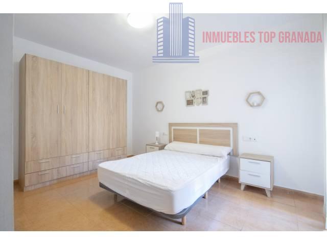 For sale of flat in Híjar