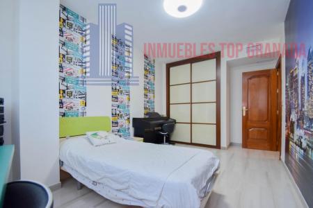 Venta de piso en Granada
