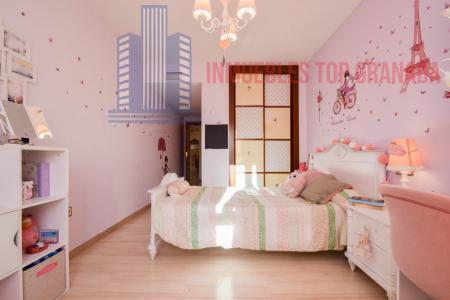 Venta de piso en Granada