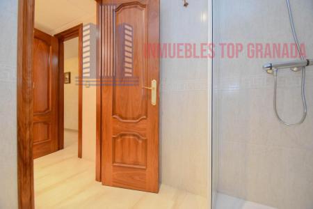 Venta de piso en Granada