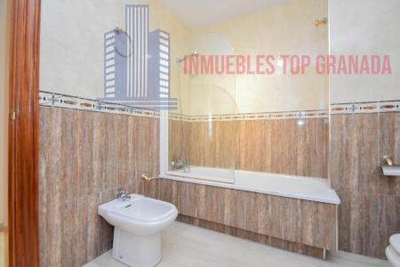 Venta de piso en Granada