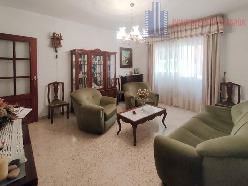 Venta de piso en Granada