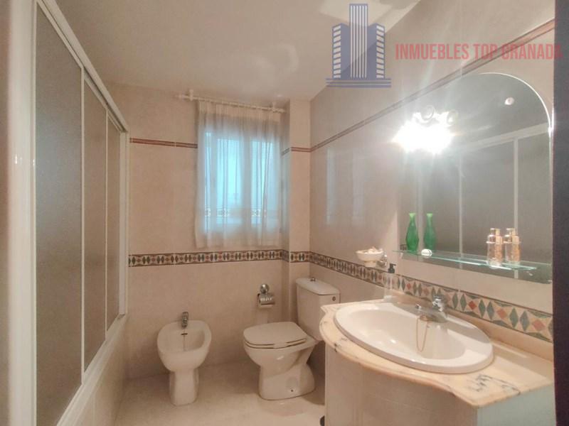 Venta de piso en Granada