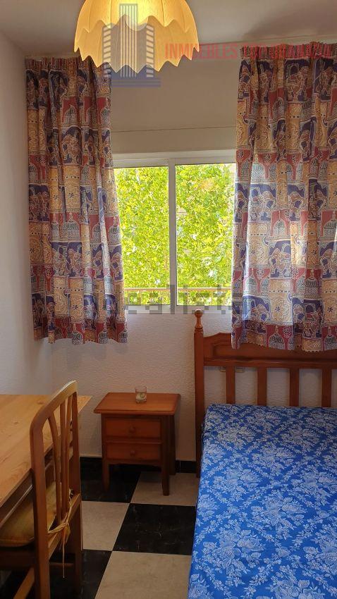 For rent of flat in Granada