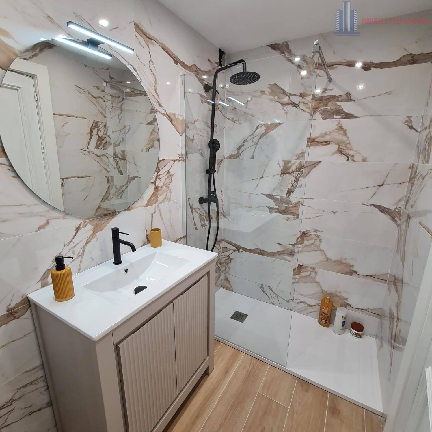 For rent of flat in Granada