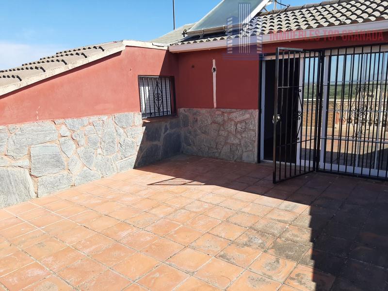 For sale of house in Moraleda de Zafayona