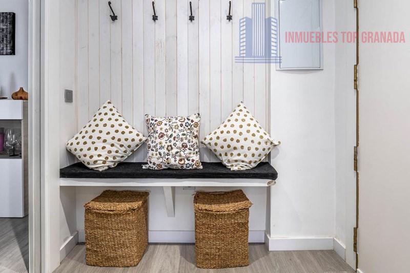 For sale of flat in Granada