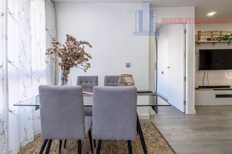For sale of flat in Granada
