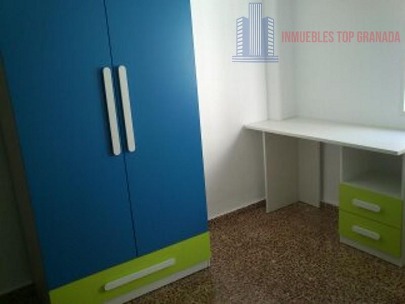 For rent of flat in Granada
