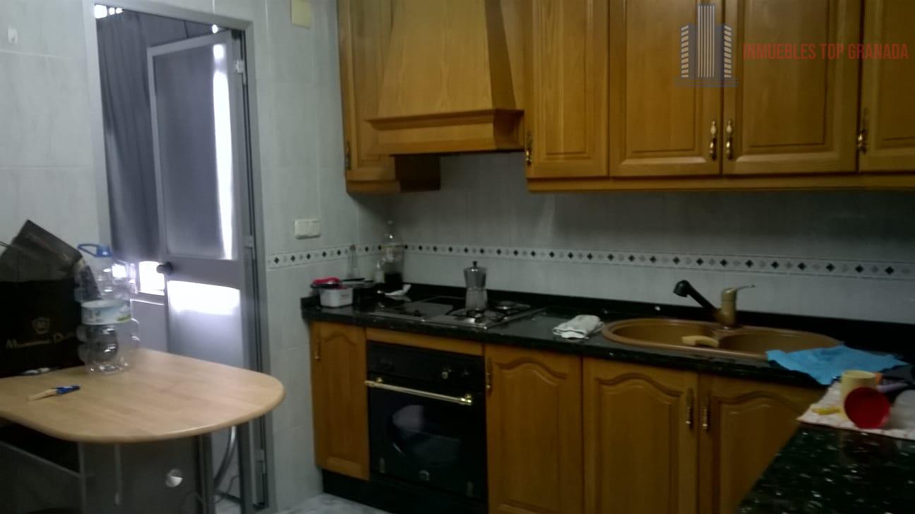 For rent of flat in Granada