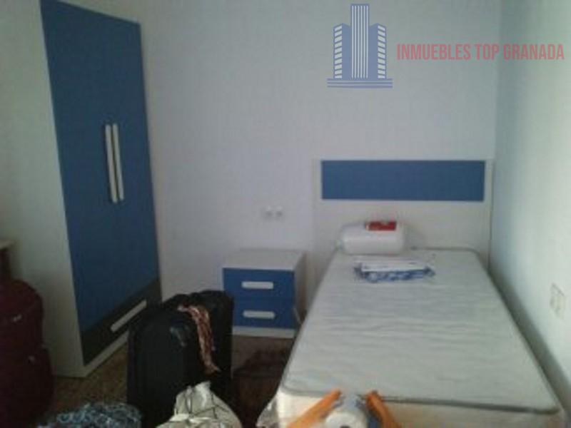 For rent of flat in Granada