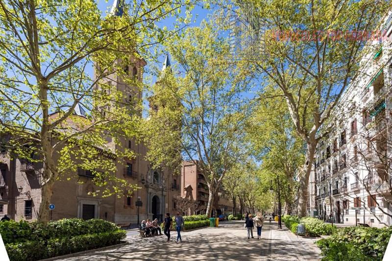 Venta de edificio en Granada