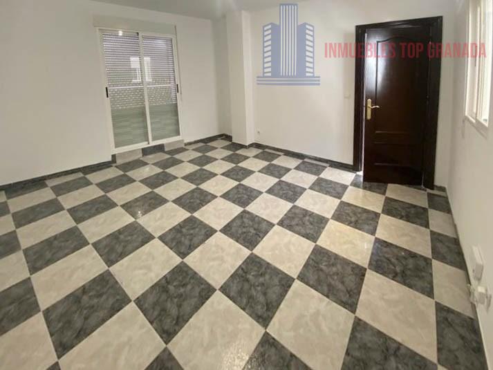 For sale of flat in Maracena