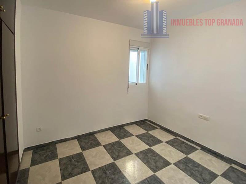 For sale of flat in Maracena